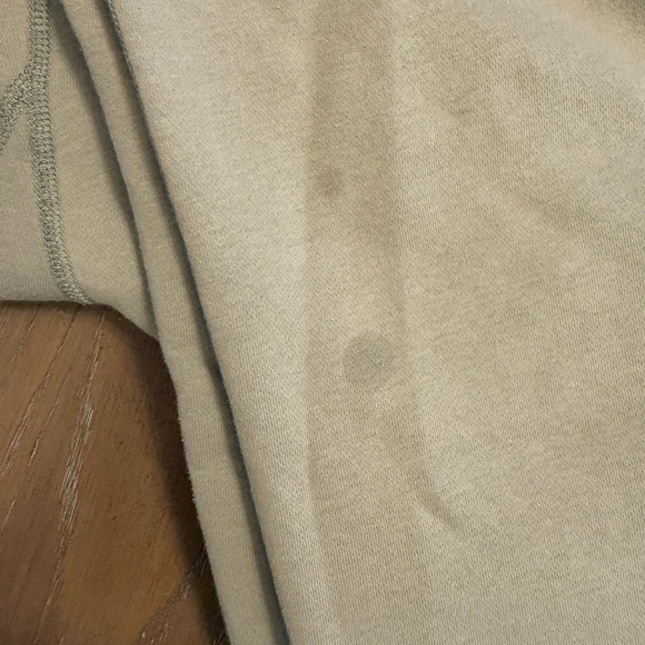 ROOTS Size Medium women’s sweatpants. Midrise. So cute and comfy! - Picture 4 of 5